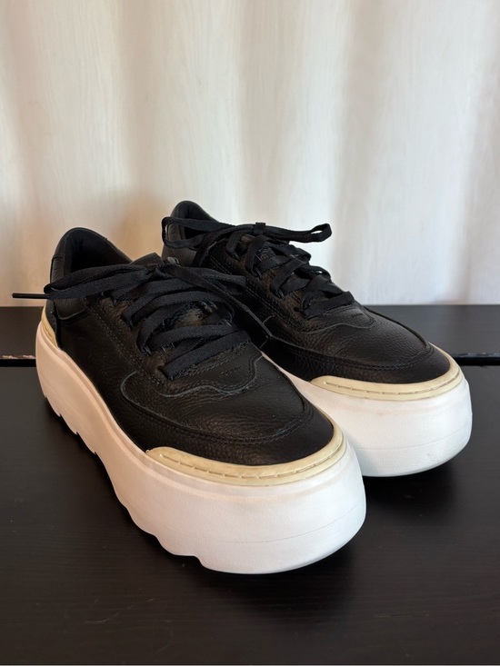 UGG Shoes - UGG Treadlite Leather Platform Sneakers Black White Sole Women’s 8.5
